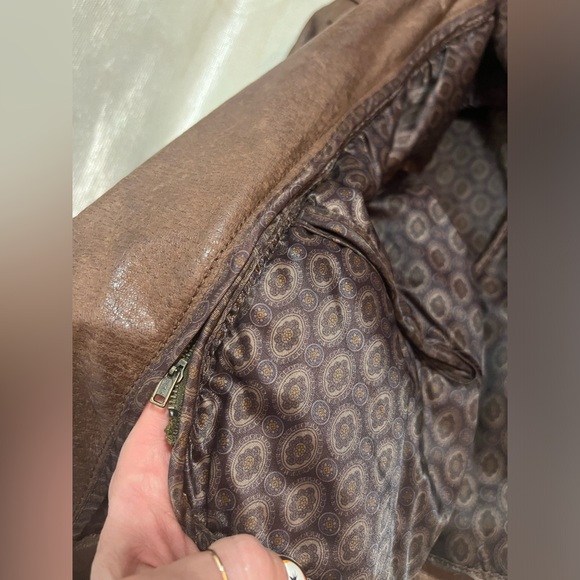 Adventure Bound Women's Leather Jacket - Small - Picture 9 of 15